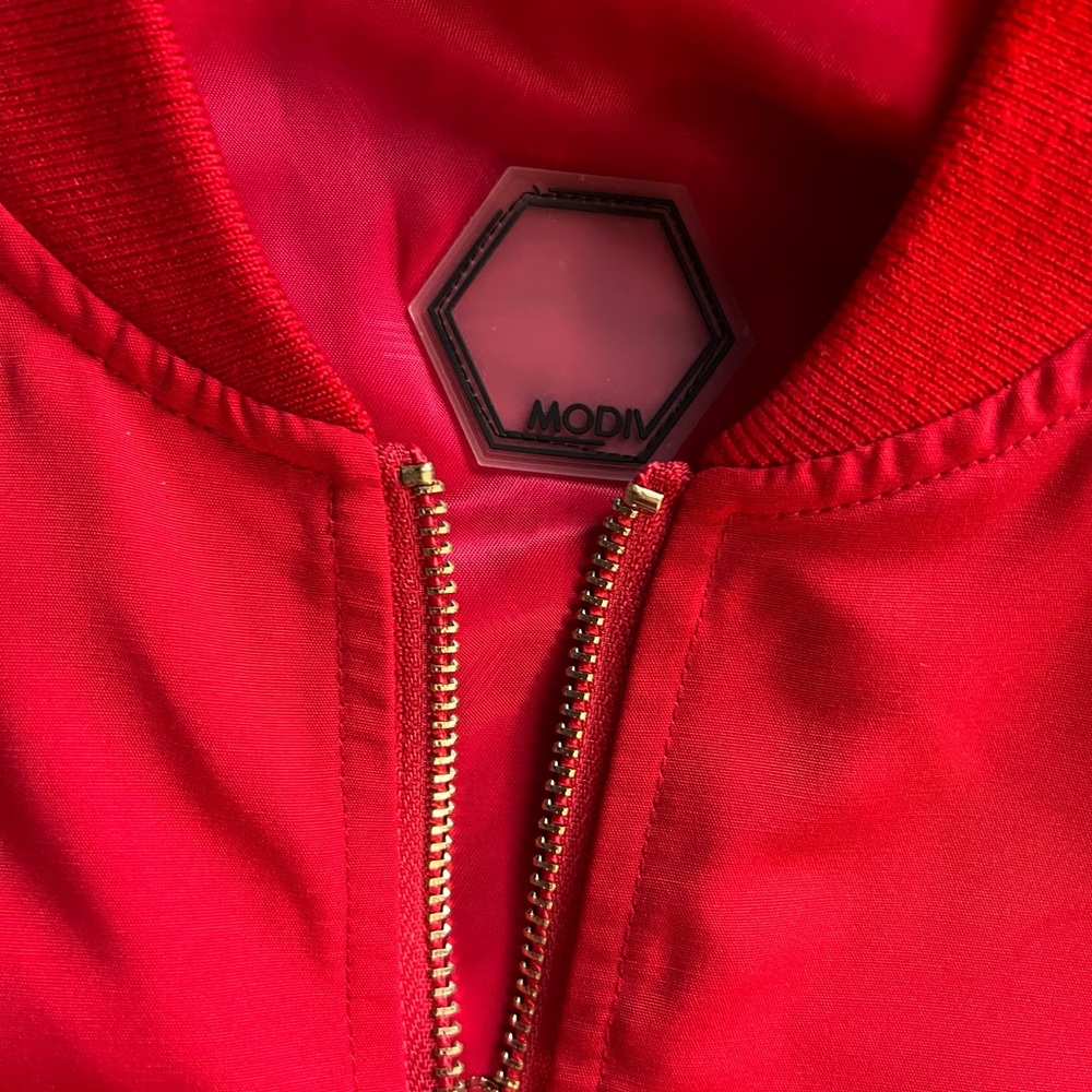Red MODIV bomber jacket - Picture 3 of 3